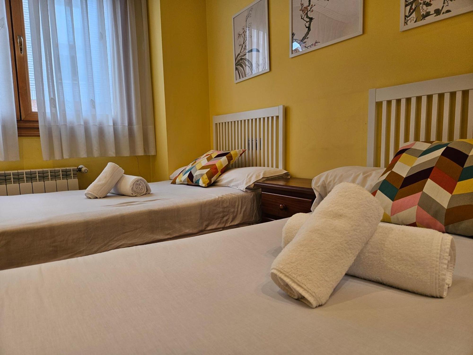 196A Acogedor Apartamento En Gijón Eksteriør billede